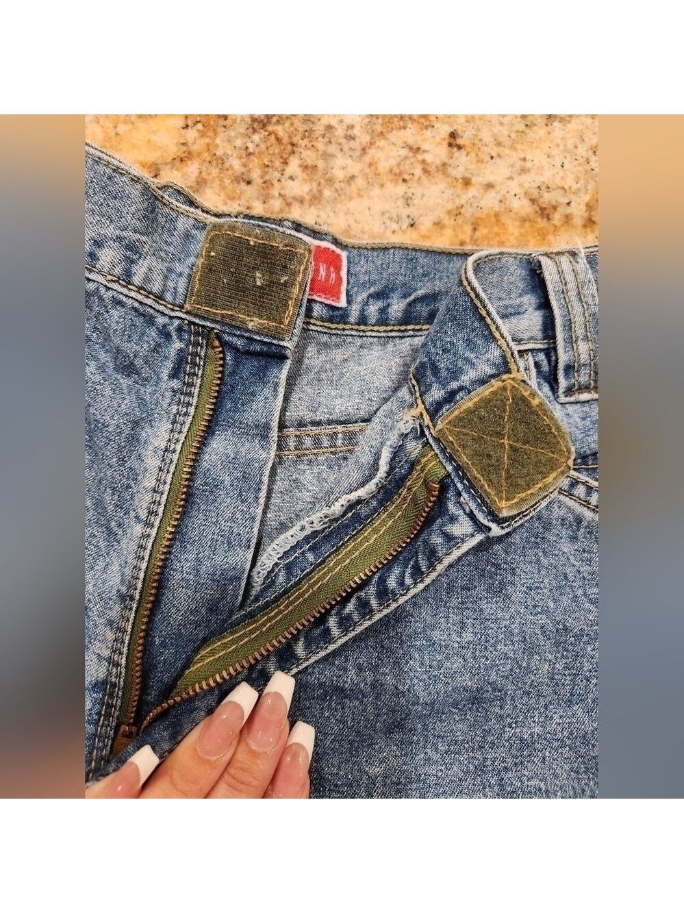 Vintage Arizona Denim Shorts with Velcro Closure and Velcro Back Pockets - Picture 5 of 9